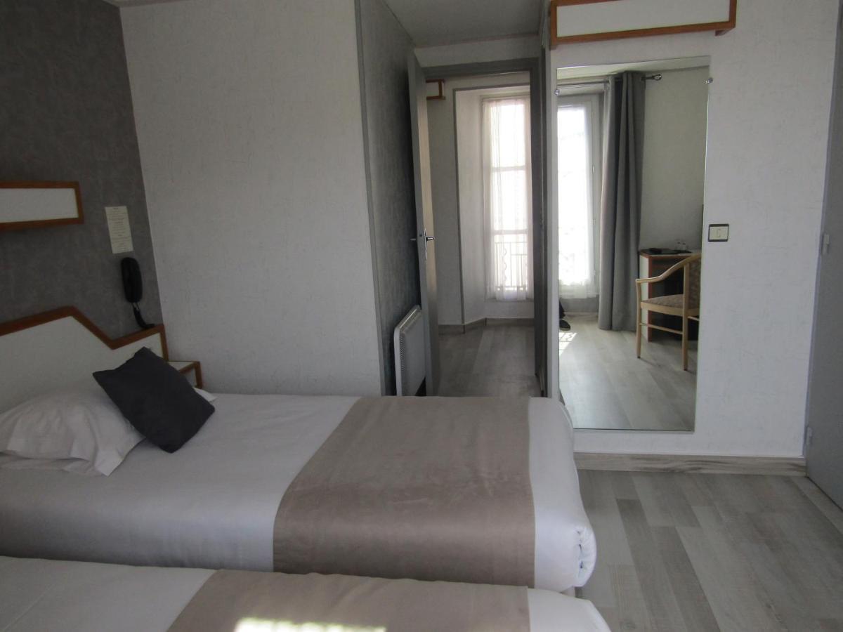 Fifi Moulin Hotel Сер Екстериор снимка