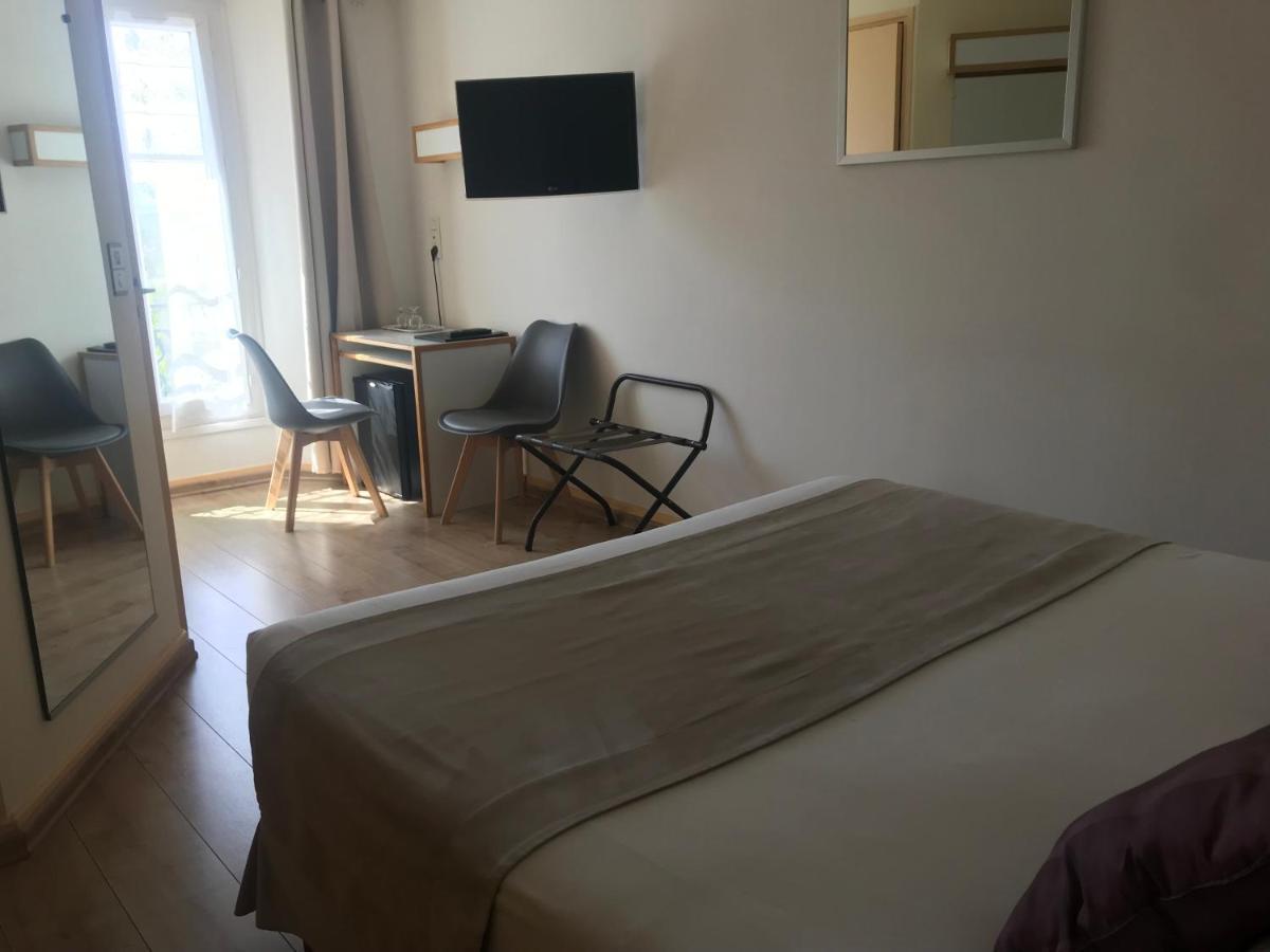 Fifi Moulin Hotel Сер Екстериор снимка